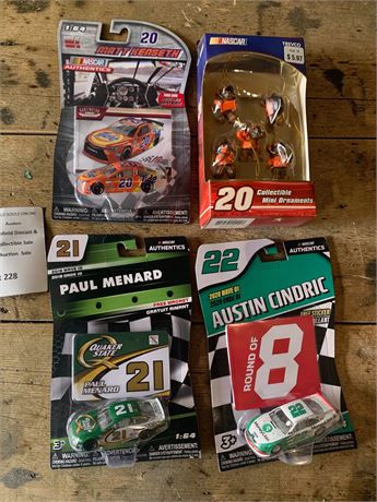 NASCAR Authentics Cars Featuring Matt Kenseth, Paul Menard, Austin Cindric