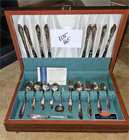 Rogers 1847 52 Piece Silverplate Flatware Set