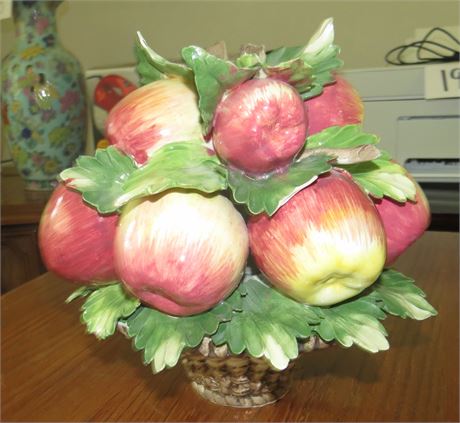 Capodimonte Apple Basket