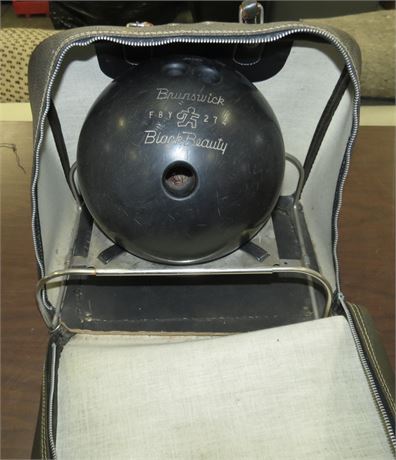 Brunswick Bowling Ball & Bag