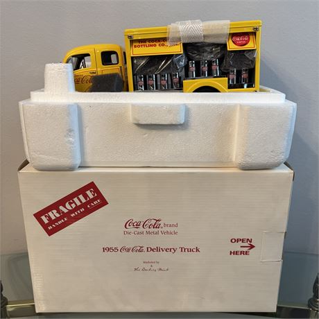 Danbury Mint Coca-Cola Die-Cast Metal Replica 1955 Coca-Cola Delivery Truck
