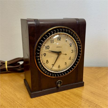 1930's Art Deco Telechron Bakelite Electric Clock Model 8B53