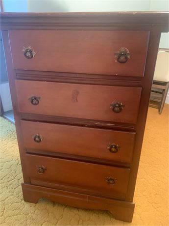 Chest Dresser