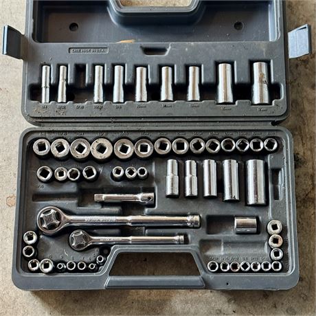 Master Mechanic 58 Piece Socket Set