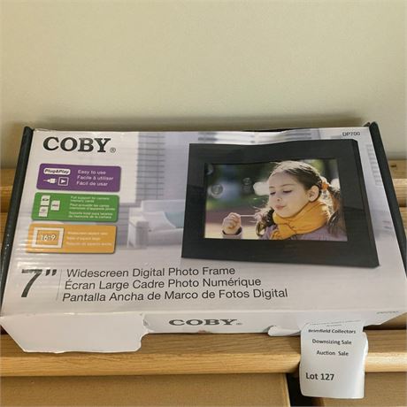 Coby 7 Inch Widescreen Digital Photo Frame In Original Box
