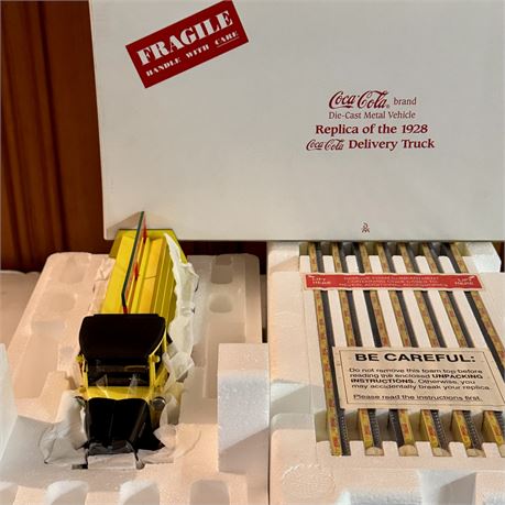 Danbury Mint Coca-Cola Replica 1928 Delivery Truck