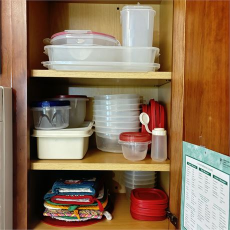 Kitchen Cupboard Tupperware and Foot Storage Containers Cleanout