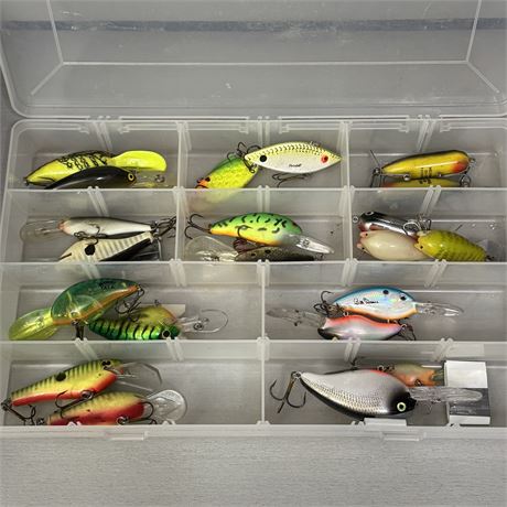 Plano Tackle Box Filled w/ Bait Casting Lures - Bill Dance, Heddon, Cordell...