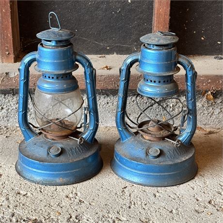 Pair of Dietz No. 100 Railroad Lanterns