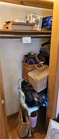 Mixed Closet Lot: Shower Chair, Storage Baskets, Vaporizer & More