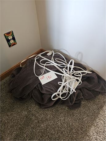 Dual Side Gray Heated Blanket With Controls