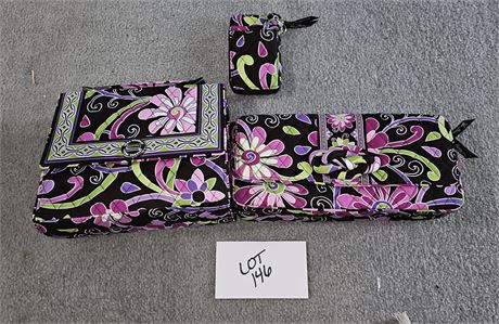Vera Bradley Mixed Purse Lot- Size & Color Vary