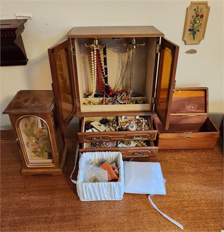 Costume Jewelry Lot