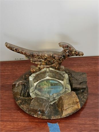 Vintage MCM Kentucky Petrified Wood & Lucite Roadrunner Ashtray