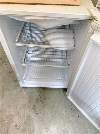 Kenmore Upright Medical/General Purpose Freezer