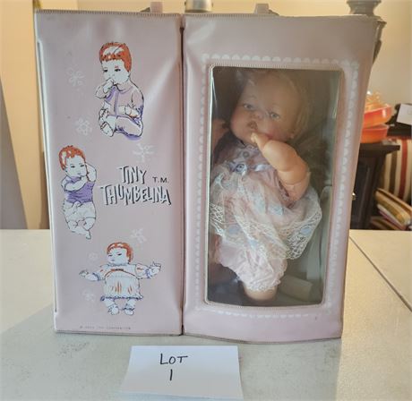 Vintage 1960's Ideal Toys Tiny Thumbelina Doll & Case