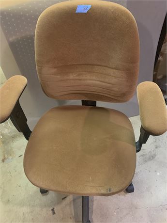 Beige/Brown Adjustable Office Desk Chair With Adjustable Arms