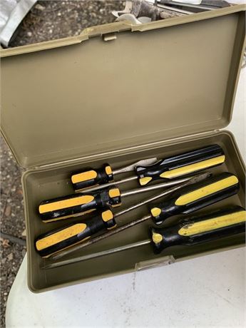 Screwdriver Set 6 Pieces Misc Types & Sizes