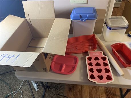 Bakeware Storage Lot  & More