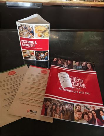 MEMORABILIA LOT - Spaghetti Warehouse Marketing & Menu Lot