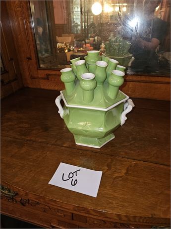 Mottahedeh Italy Jade Green Tulip Vase
