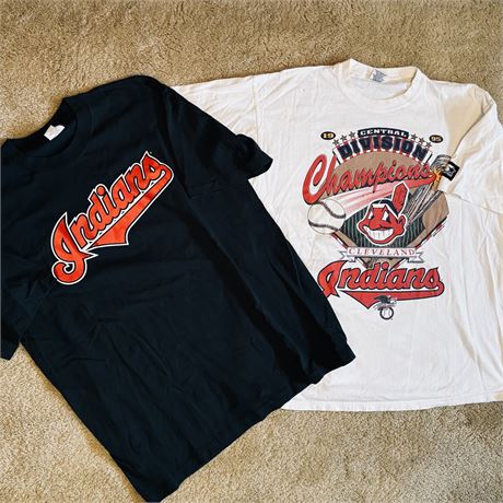 1990's Cleveland Indians Starter and Majestic T-Shirts - Size XL
