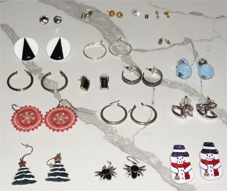 Costume Jewelry: Earrings