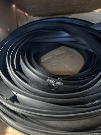 Box of Floor Transition Edging Black