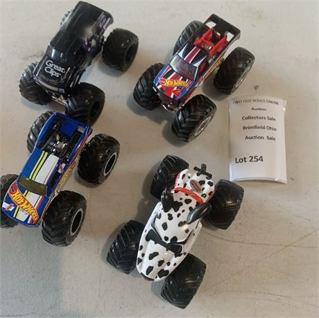 Hot Wheels Monster Trucks Great Clips, Monster Mutt Dalmatian & More