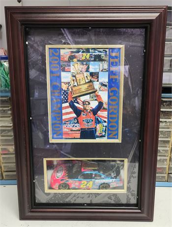 Jeff Gordon Shadow Box W/Car