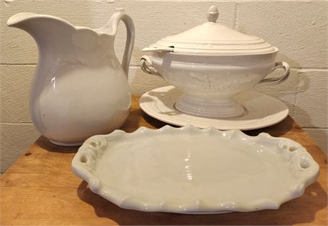 Soup Tureen & Platters