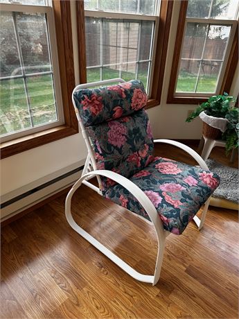 Lawn Chair With Adjustable Back