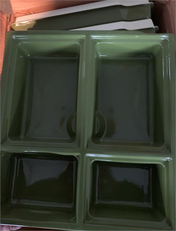Dark Green/White Plastic Four-Partition Japanese-Style Bento Box Tray Lot