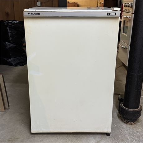 Vintage Philco Household Freezer - Model SCVT502 - Works Great!