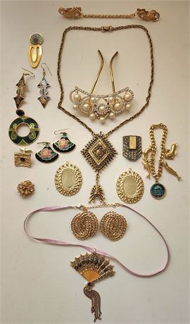 Costume Jewelry Lot