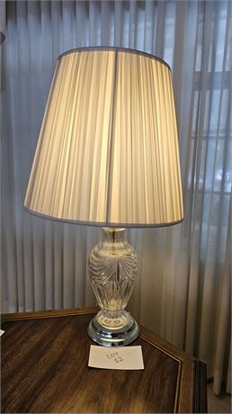 Clear Glass Drape Pattern Table Lamp