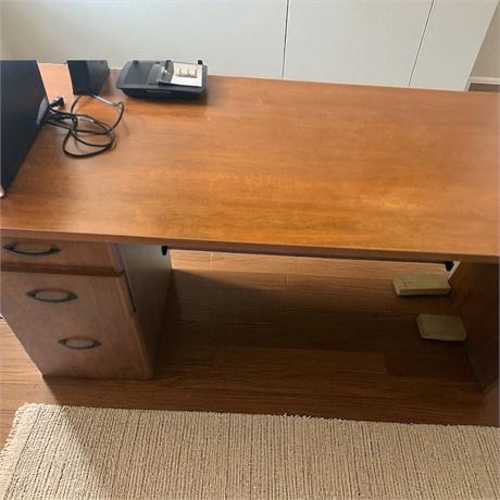 Wood Student/Computer Desk W/3 Drawers