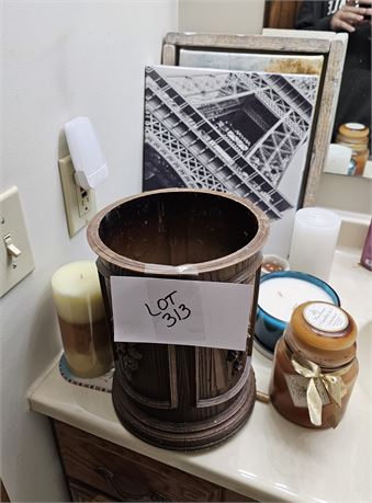 Decor- Wall Art, Candles & More