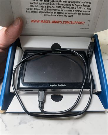Magellan RoadMate 1475T Portable Car GPS Navigator W/Original Box