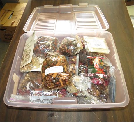 Small Tote of Assorted Potpourri