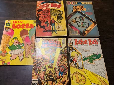 Vintage Comic Books - Ghost Manor, Richie Rich, Little Lotta, Star Squadron