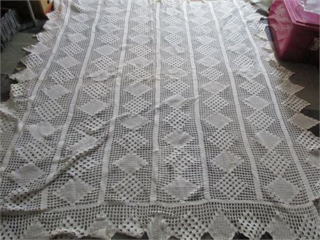 Antique 19th Century Heavy Crochet Hand Crafted Bed Cover Topper