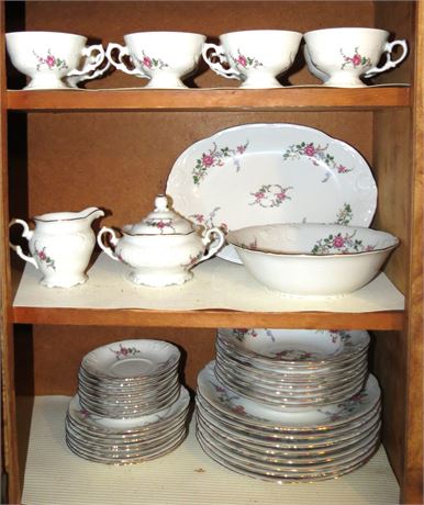 Royal Kent China 8 Place Setting