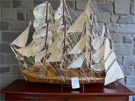 Detailed Wooden Model British Clipper Chip Cutty Sark