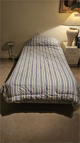 Single Frame Bed