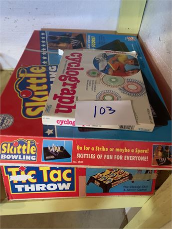 Game Lot - Tic Tac Throw - Skittle Bowl - Cyclograph