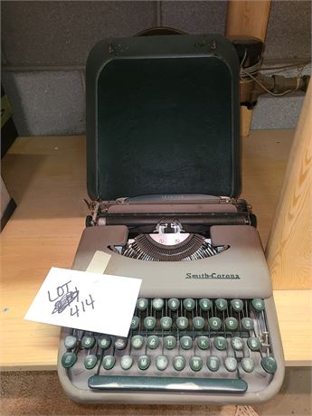 Smith Corona Skyriter Typewriter