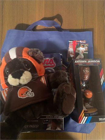 Official 2009 Cleveland Indians Yearbook, Antawn Jamison Bobblehead, Cavs Tote