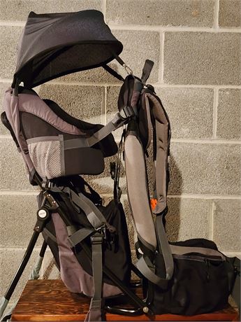 Clevr Premium Backpack Child Carrier *Like New*