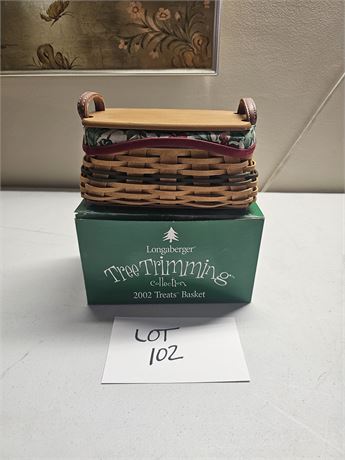 Longaberger Tree Trimming Collection 2002 "Treats" Basket in Box